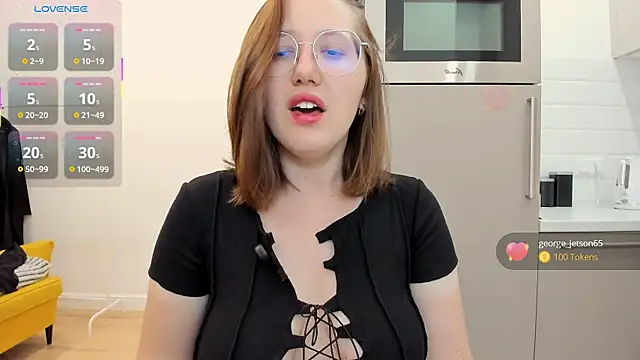Charmy_Gracy webcam