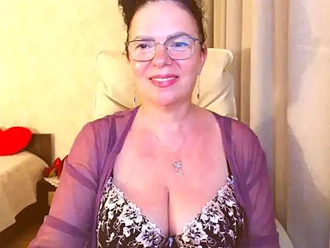 Monica-1203 webcam