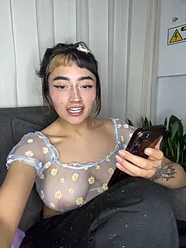 baby_akuma live cam on StripChat