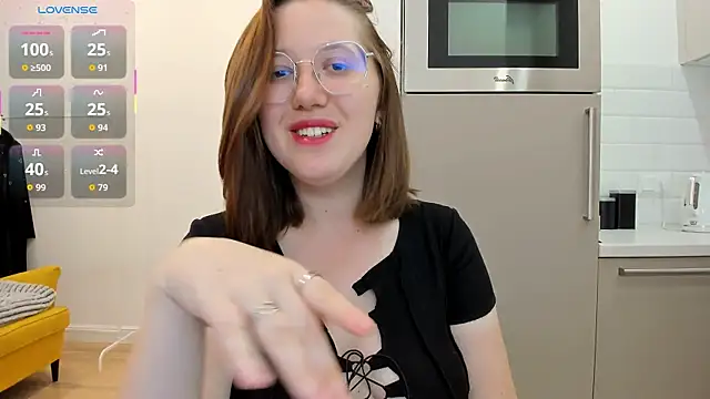 Charmy_Gracy webcam