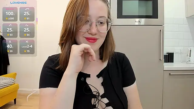 Charmy_Gracy webcam