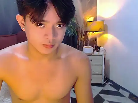 NautyBoyBrazeen_143 live cam on StripChat