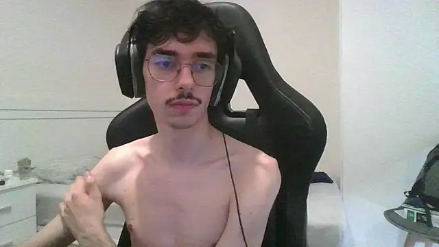 gabrielNovin17cm webcam
