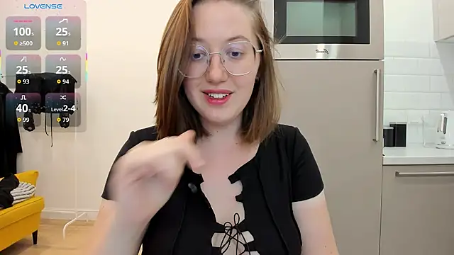 Charmy_Gracy webcam