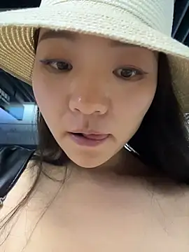 xiaochengzi505 live cam on StripChat