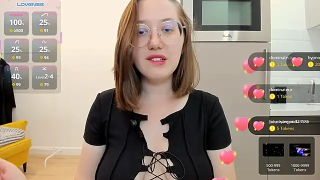 Charmy_Gracy webcam