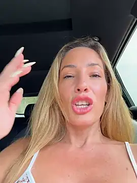 SweetAlegra_ 😢 chat