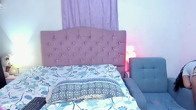 Latinabombsheell webcam