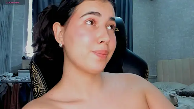 Diara_1an webcam