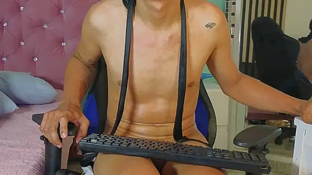 Julian_Blaze7 webcam