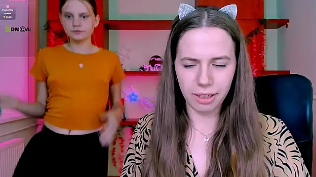 bella_sky11 webcam