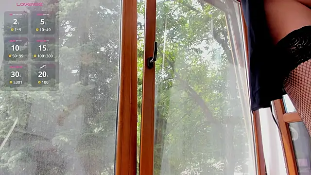 Naila18 webcam