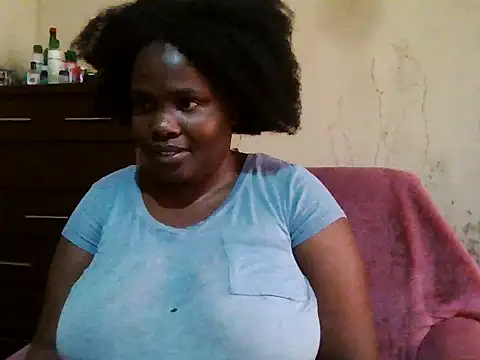 sexybigboobz webcam