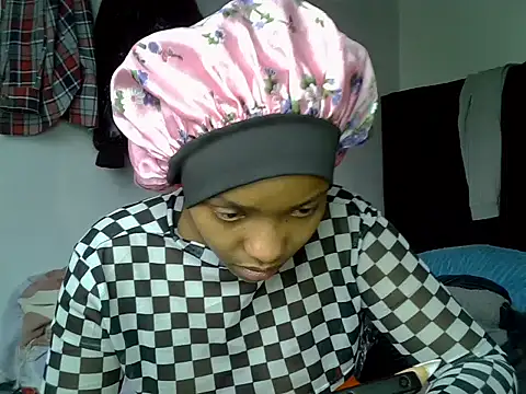 pretty_jaz webcam