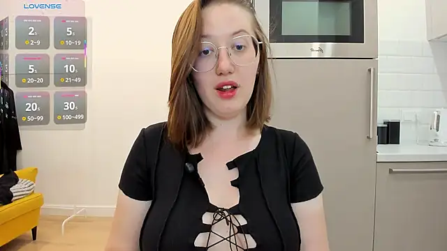 Charmy_Gracy live cam on StripChat