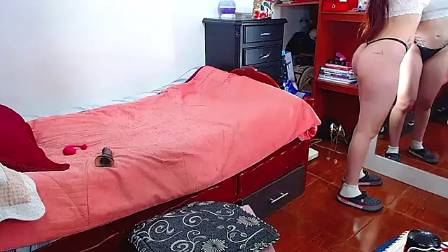 MariamGray1 webcam
