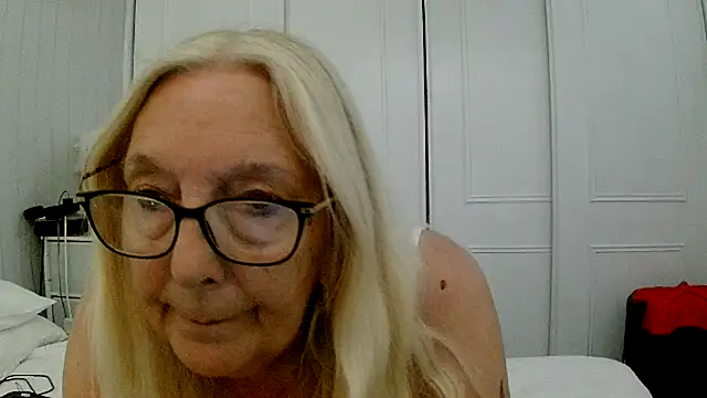 Chanel-56 webcam