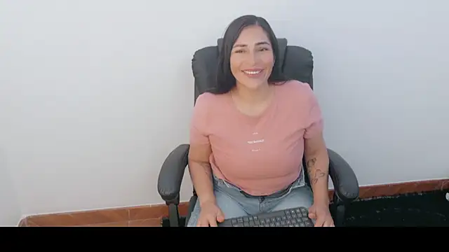 luna_lgomez_ webcam