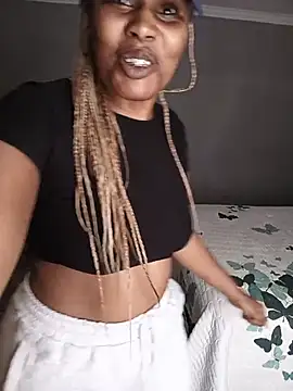 SweetestAmber webcam