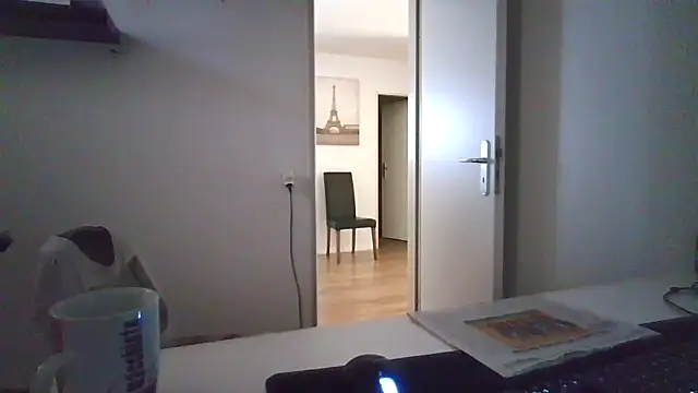 alpha-hunk live cam on StripChat