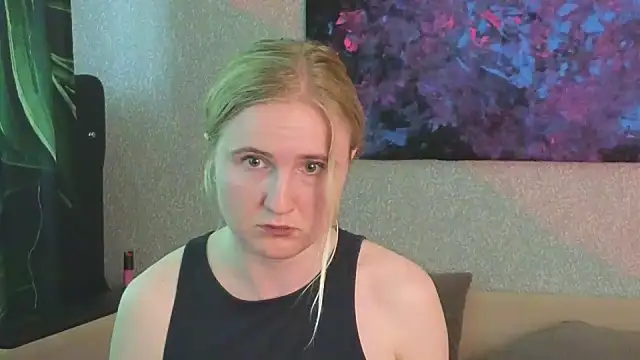 lanavi_smile - Lanavi_Smile's free webcam - UK Sex Cams