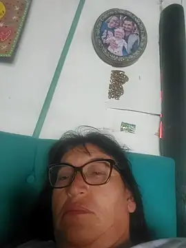 clarita_01 live cam