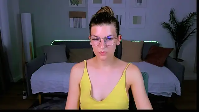 AnnaThorne webcam