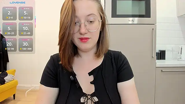 Charmy_Gracy live cam on StripChat