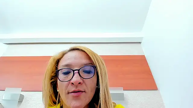 maddy_cartter live cam on StripChat
