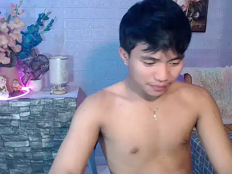 mostwantedtwink live cam on StripChat