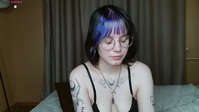 kellepourier (F teen) - rub my pussy from behind
