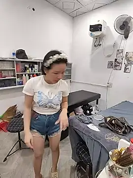 Ivy_Trix2 webcam
