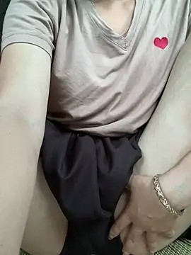 Uyen-nhu live cam