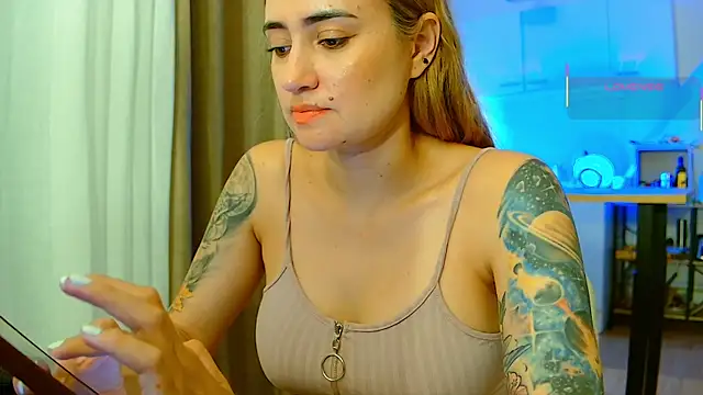 pennyyy_ live cam on StripChat
