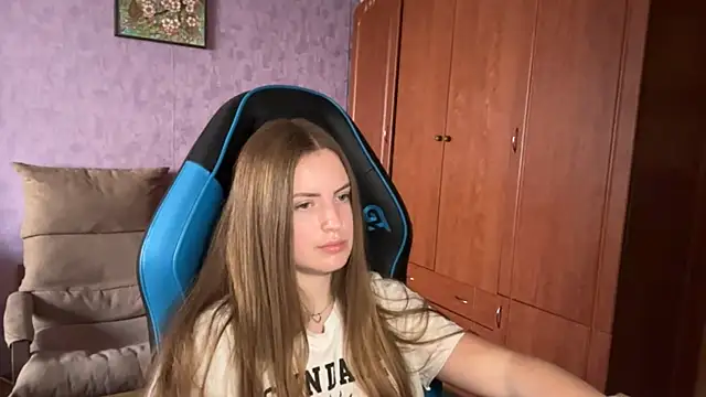 SilkSinner_ webcam