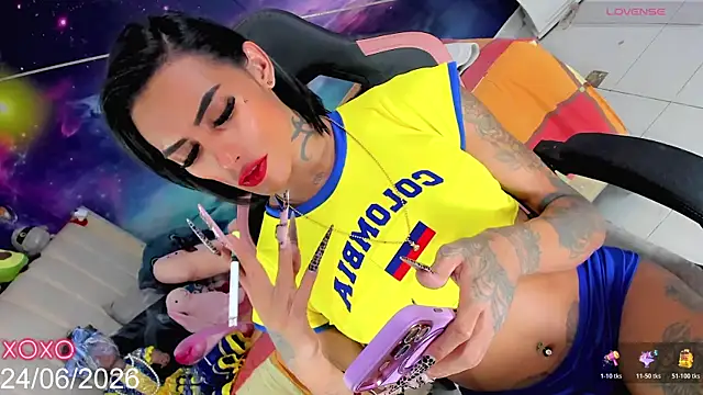 Nella_Dolls webcam