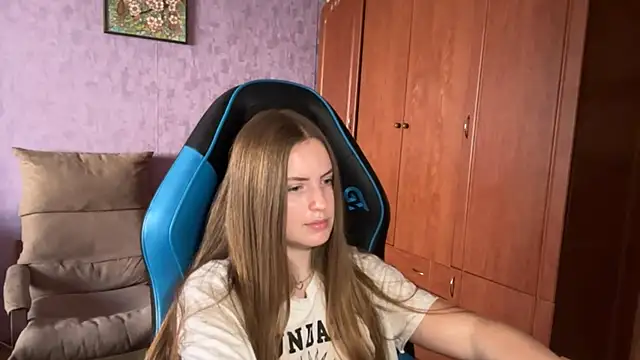 SilkSinner_ webcam