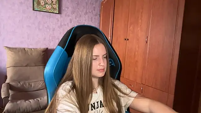 SilkSinner_ webcam