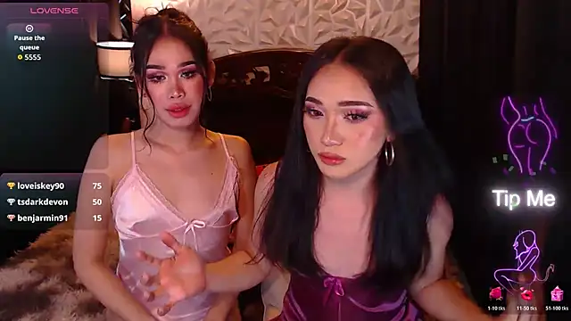 SluttyFilthyAlexa live cam on StripChat