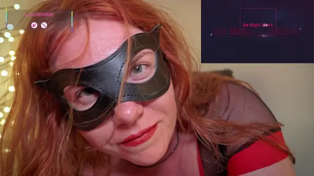 GingerAleMILF live cam on StripChat