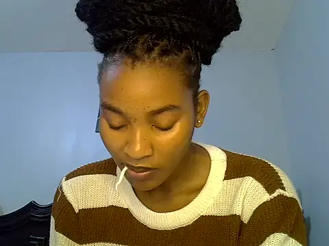 cute-alexis live cam on StripChat