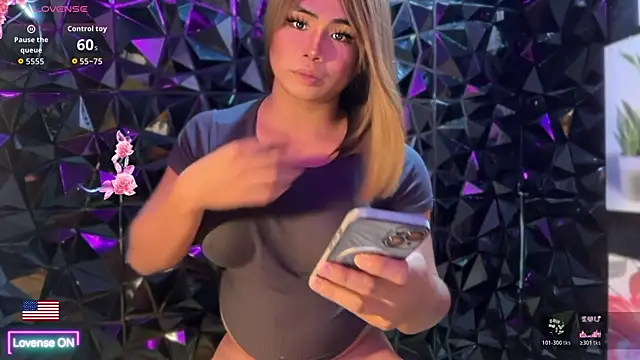 Modèle: NyxaraSinDoll