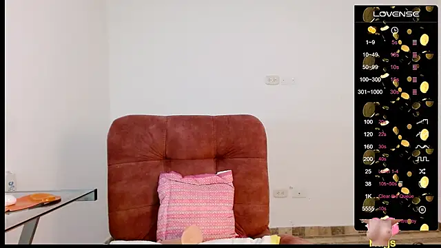 sweet_monsalve37 live cam