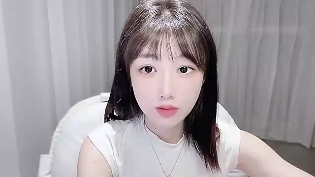 Ccc7- live cam on StripChat