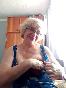 52MiaLove02 live cam