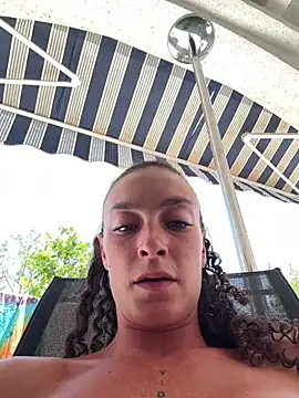 Martyca_Beee live cam