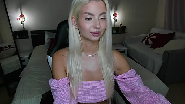 BellaMurre live cam on StripChat