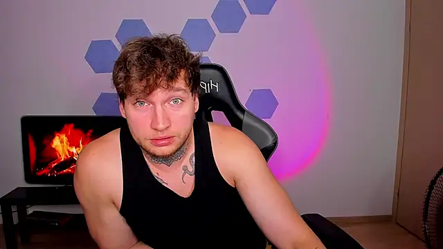 Chris_Tyson live cam on StripChat