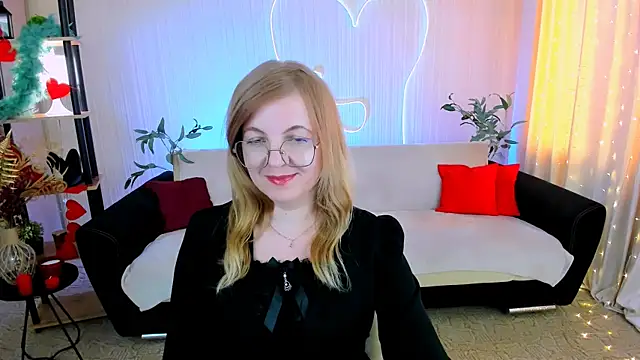 YourUniverser live cam on StripChat