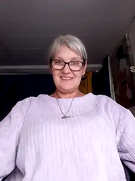 irinamaux live cam
